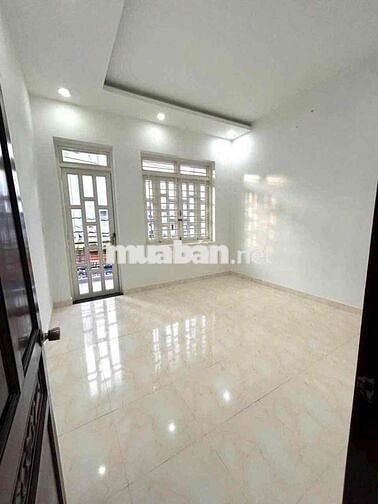 nhà mới ở ngay , trung tâm bình thạnh