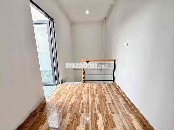 NHÀ 3 TẦNG NGAY HIỆP THÀNH 07- DT 4x18 CHIA LÀM 2 CĂN RIÊNG BIỆT - GIÁ