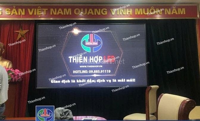 Màn hình LED P2.5/P3 – Chạy quảng cáo, hiển thị nội dung trong nhà