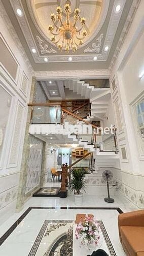 SIÊU PHẨM 5 TẦNG TRƯƠNG THỊ HOA QUẬN 12