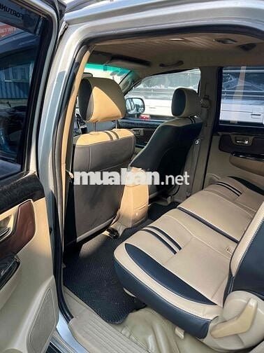 Toyota Fortuner 2010 Bạc 123863 km