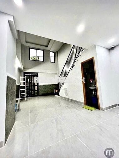 SIÊU RẺ !! CỰC ĐẸP- 22 Hoa Đào, Phú Nhuận - 5X20m 5 tầng trống suốt !