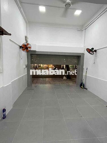 Bán chung cư trệt mặt tiền đường Đồng Đen