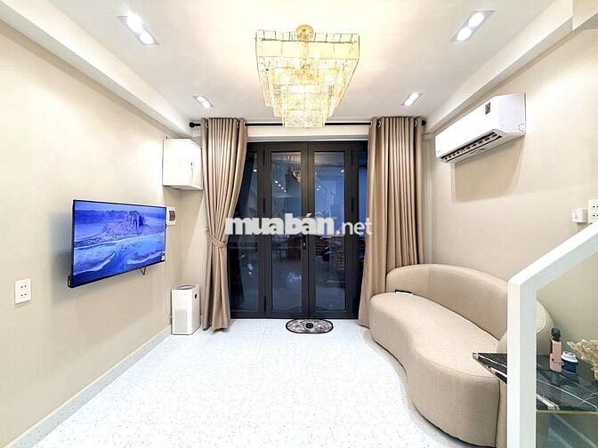 NHÀ NGUYỄN KHOÁI Q4- 3 LẦU - 30m2 - KO QH- CHỈ 4 TỶ