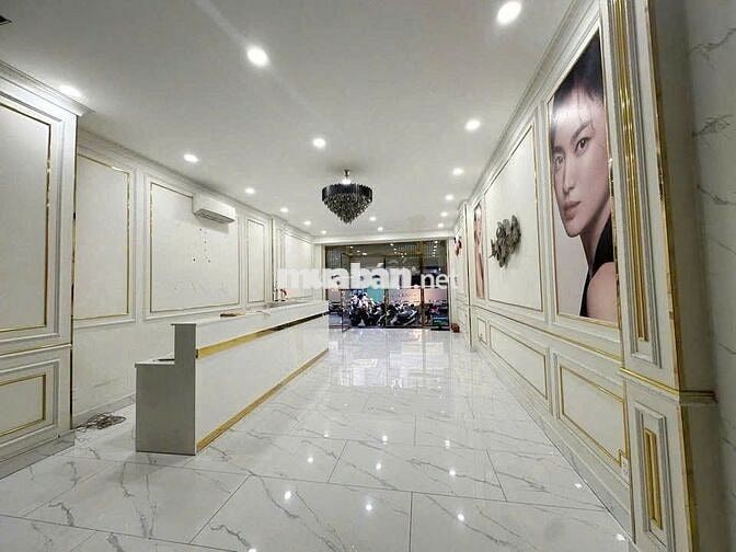 HOT ĐƯỜNG HOA, Mặt tiền 14C Hoa Sứ, Phú Nhuận. 1 Trệt 3 lầu Nhà Mới