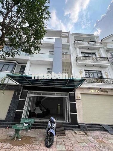 Chính chủ bán nhà giá 6 tỷ- đã hoàn công đầy đủ giấy tờ