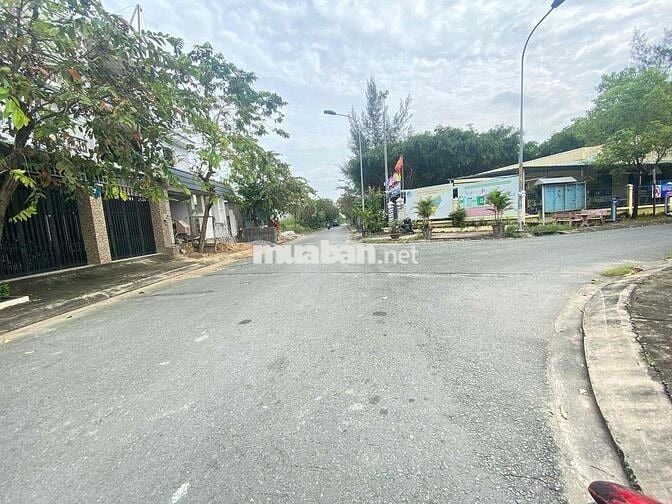 LÔ GÓC BIỆT THỰ – KDC AN PHÚ TÂY, BÌNH CHÁNH Giá 43tr/m2