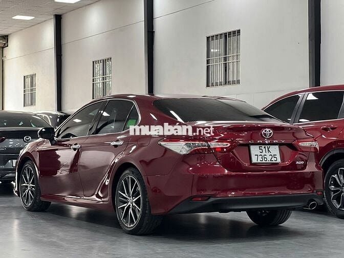 Camry 2022 2.0Q đi mới 60 ngàn full lịch sử hãng