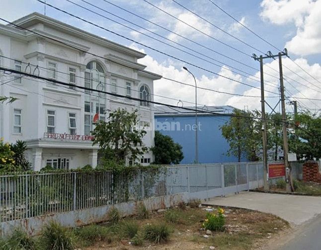 NỀN THỔ CƯ ĐƯỜNG Ô TÔ GẦN QUÓC LỘ 50 SAU TRỤ SỞ TIẾP DÂN TỈNH