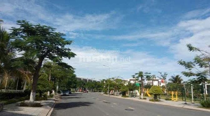 Bán đất KDT Đại Phước cách Cầu Cát Lái 2km - Giá18triệu/m2 -SHR