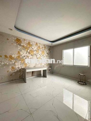 NHÀ ĐẸP GIÁ TỐT – HẺM XE HƠI 6M – 80M² – CHỈ 5.2 TỶ      Lê Văn Lương,