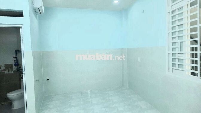 Nhà cho thuê tầng 2 diện tích 95m2 có 3 phòng ngủ