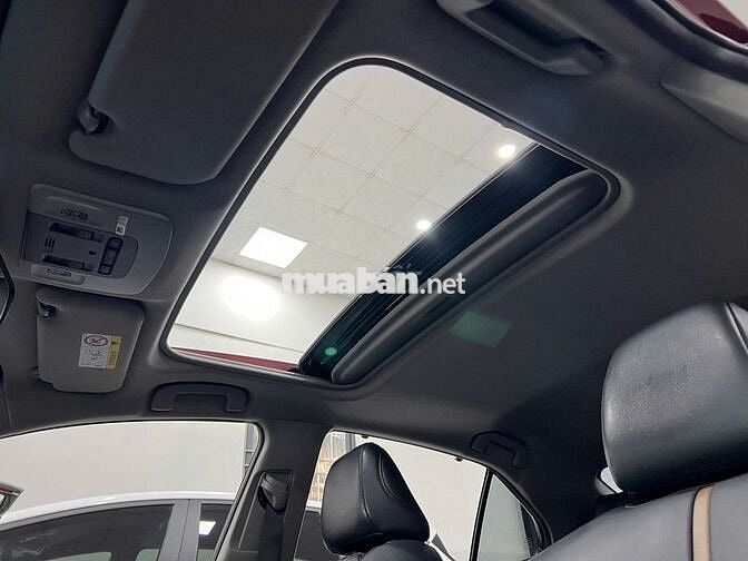 Camry 2022 2.0Q đi mới 60 ngàn full lịch sử hãng