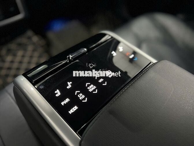 Camry 2022 2.0Q đi mới 60 ngàn full lịch sử hãng