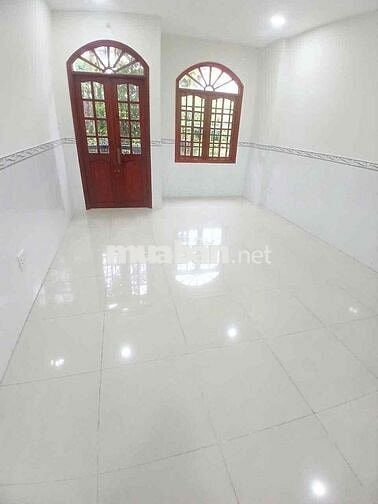 Nhà nguyên căn đường 32 KDC TÊN LỬA 5Pn-5WC giá 20tr