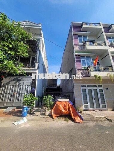 NGỘP BÁN GẤP LÔ ĐẤT KDC NGAY CHỢ DĨ AN 2 SÁT THỦ ĐỨC