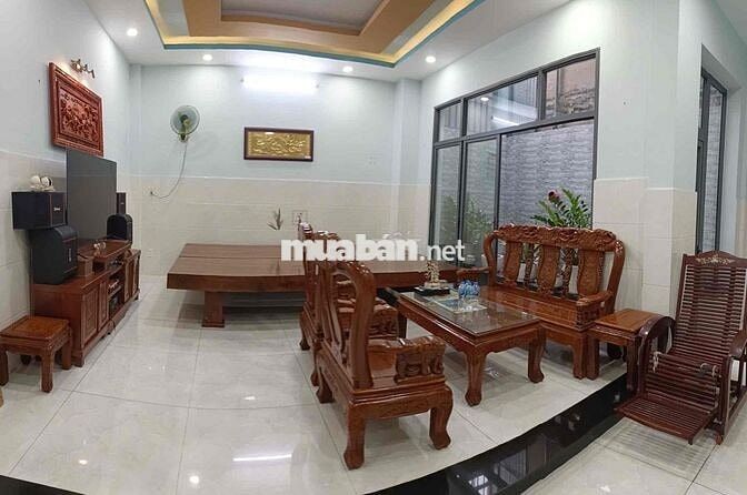 CHÍNH CHỦ- MẶT TIỀN 250A LÊ NIỆM 4x19M ( HẬU 9M) ĐÚC 3,5 TẤM 4PN 5WC