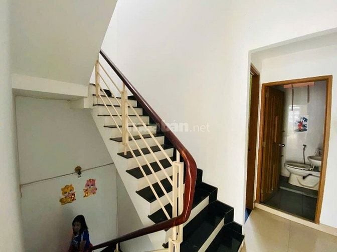 NHÀ ĐẸP 3 TẦNG-44M2-ÂU CƠ-HXT-6.4 TỶ