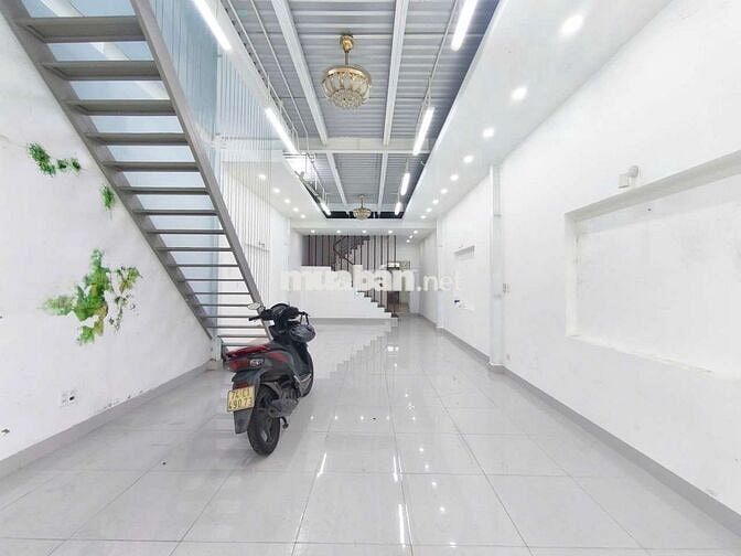 Bán nhà 3 mê đổ NGUYỄN KIM- trục kinh doanh sầm uất, công năng đầy đủ