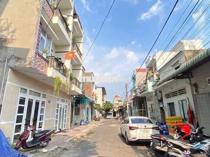 NGỘP BÁN GẤP LÔ ĐẤT KDC NGAY CHỢ DĨ AN 2 SÁT THỦ ĐỨC