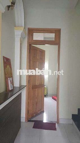 Cho thuê nhà mới 2 lầu mặt tiền đường