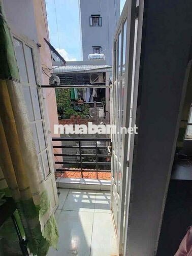 Cho thuê nhà hẻm 161D// Lạc Long Quân P3 Q11