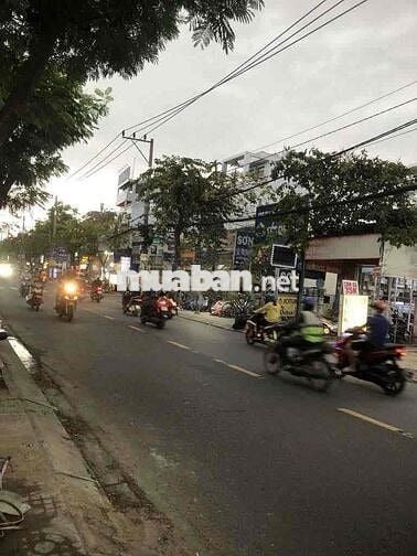 cho thuê nhà nguyên căn đường Hoà Bình, Tân Phú