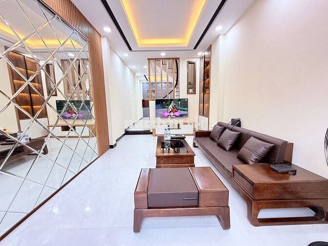 NHÀ ĐẸP Ở NGAY_XUÂN PHƯƠNG_LÔ GÓC 2 THOÁNG_NGÕ NÔNG_GẦN FPT