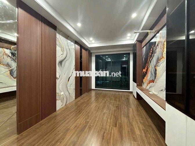 HÀNG HIẾM LẠC LONG QUÂN – 6 TẦNG – THANG MÁY – Ô TÔ VÀO NHÀ