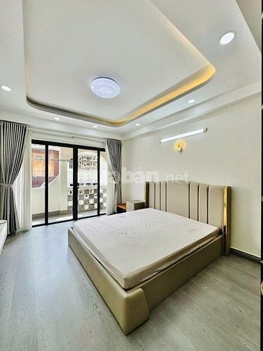 Nhà đẹp giá ngộp ngay  Quận 5, 60m2 thích hợp mua ở hoặc thuê, SHR 