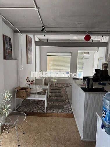 🏠 Cho thuê nhà nguyên căn – Quận Tân Bình - 5x20m , trêt - 14 triệu .