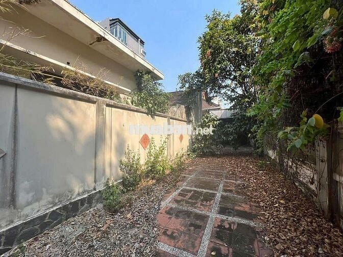 !!CHO THUÊ BIỆT THỰ CỔ 500M2 KHU NGUYỄN GIA TRÍ - NGANG 12M!!