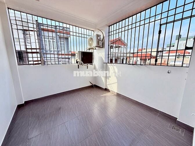 NHÀ ĐẸP Ở NGAY_XUÂN PHƯƠNG_LÔ GÓC 2 THOÁNG_NGÕ NÔNG_GẦN FPT