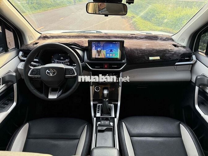 Toyota Veloz Cross 2022 CVT Top - 65000 km