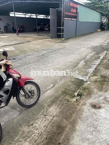 Cho thuê kho 920 m Phan van hớn 1 xẹt -Gần quoc lộ 22