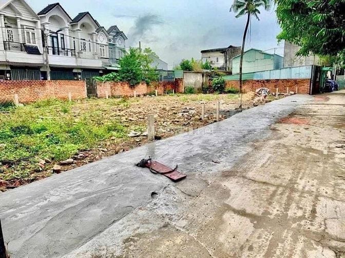 Đất thổ cư KDC đường Hà Huy Giáp vào 50m HXH 6m 2MT - Giá Tốt. 