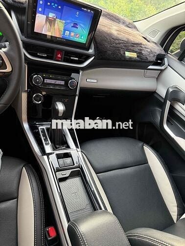 Toyota Veloz Cross 2022 CVT Top - 65000 km