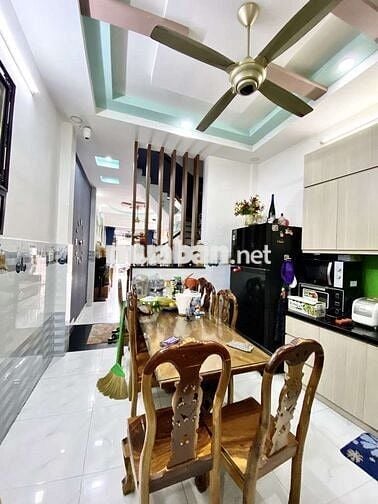 Quận 6 - bán nhà 3tầng 4PN 47m2, đuờng Tân Hòa Đông- 5 tỷ 9