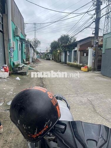 Cho thuê kho 920 m Phan van hớn 1 xẹt -Gần quoc lộ 22