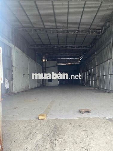 Cho thuê kho 920 m Phan van hớn 1 xẹt -Gần quoc lộ 22