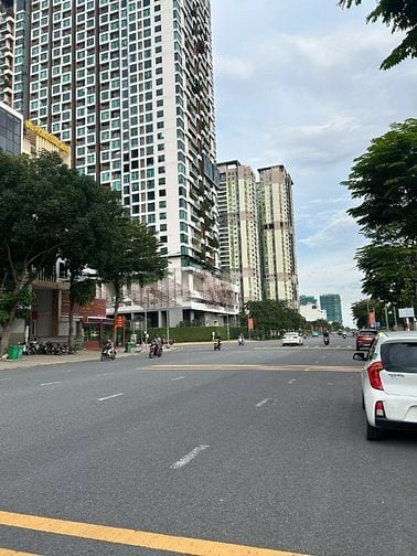 Bán Đất 57 tỷ - trong khu biệt thự Riverside số 239 Nguyễn Duy Trinh.