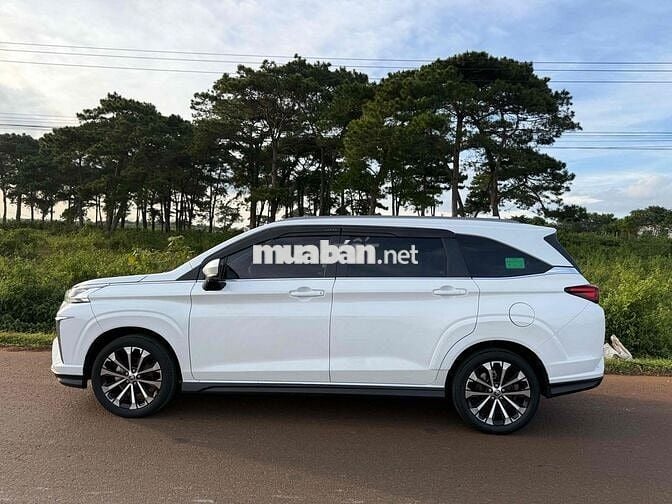 Toyota Veloz Cross 2022 CVT Top - 65000 km