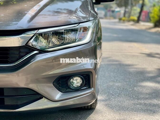Honda City Top 2018 số tự động màu nâu