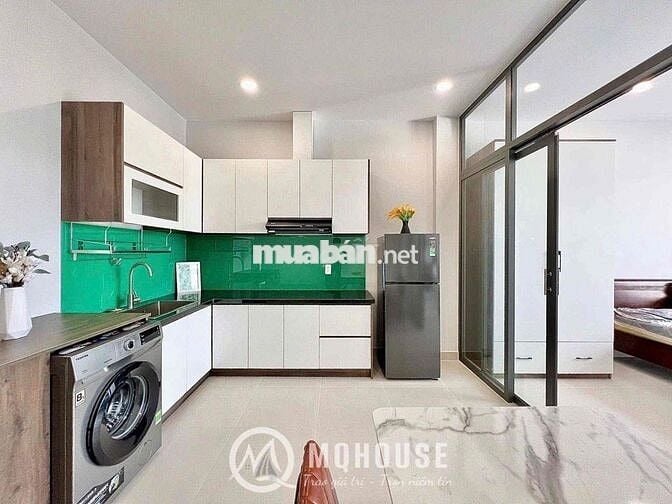 1 Phòng Ngủ Mới Có Thang Máy , Giá Thuê Tốt