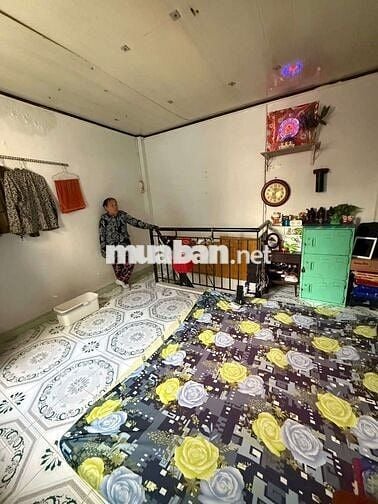 Nhà phạm văn hai cách mt 2 phút đương thông