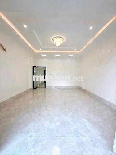 Nhà trệt lầu 3 phòng mới đẹp KDC Hồng Loan