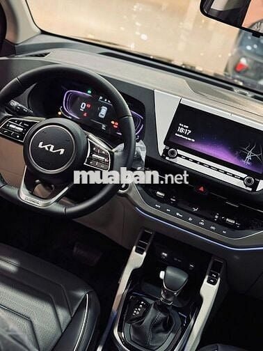 Kia Carens 2025 1.5G Luxury