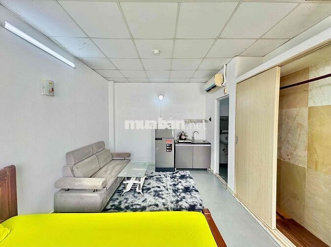 Căn Hộ Ánh Sáng Trực Tiếp 35M2 Ngã Tư Hàng Xanh Bình Thạnh