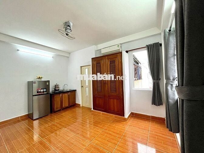 PHÒNG XỊN, NỘI THẤT ĐẦY ĐỦ CỬA SỔ THOÁNG ĐỘC LẬP CẠNH CHỢ TÂN HƯƠNG