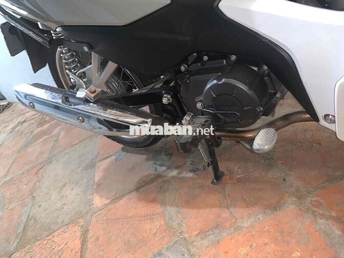 Xe số wave 110 2024 xám trắng mới 98%